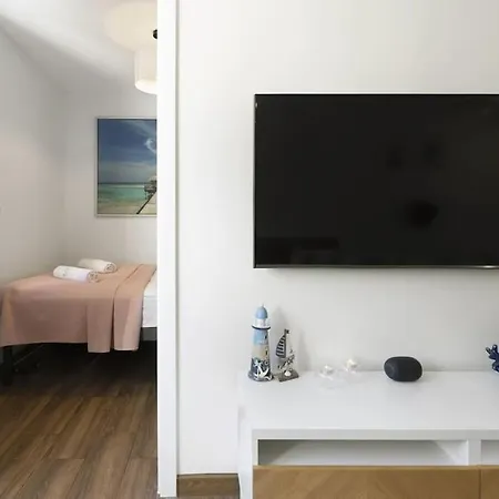 Elite Hallera 235 Apartman